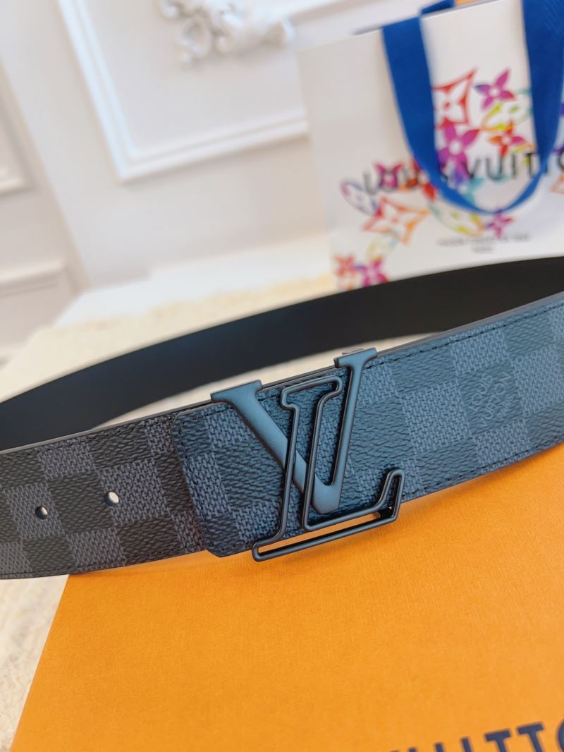 l0vis Vvtt0n belts
